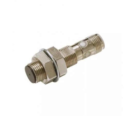 Датчик индуктивный Omron E2E-X6B3D12-M1
